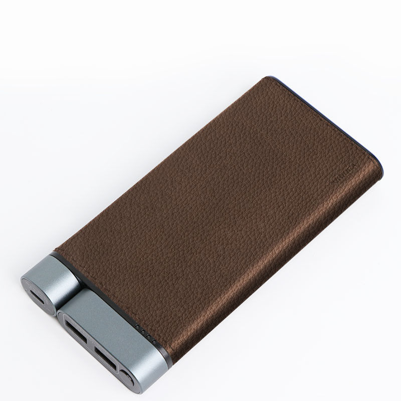 10000mAh Power Bank Metal Shell Kulit Finish 2pcs USB-A 1pc Port Tipe-C